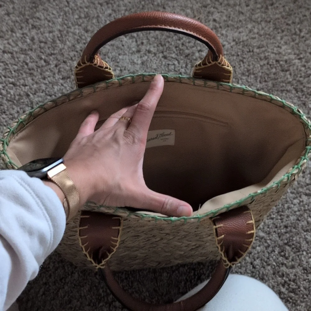 Universal Thread Faux Leather Wicker Woven Women's Basket Bag
